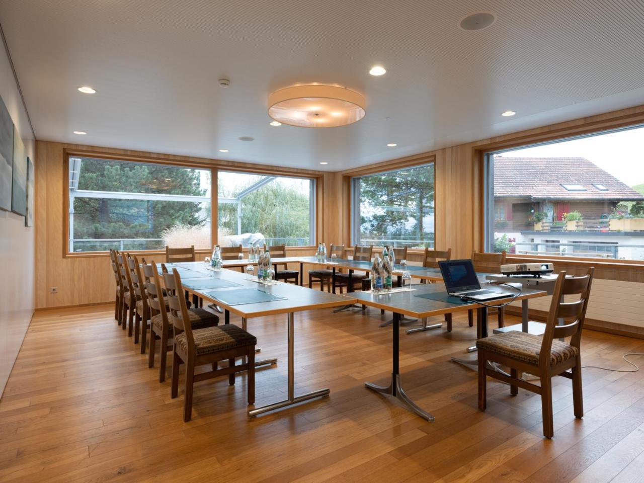 Landgasthof Hotel Menzberg Bagian luar foto