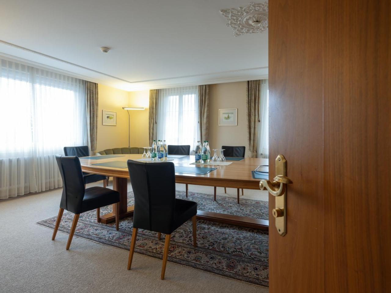 Landgasthof Hotel Menzberg Bagian luar foto