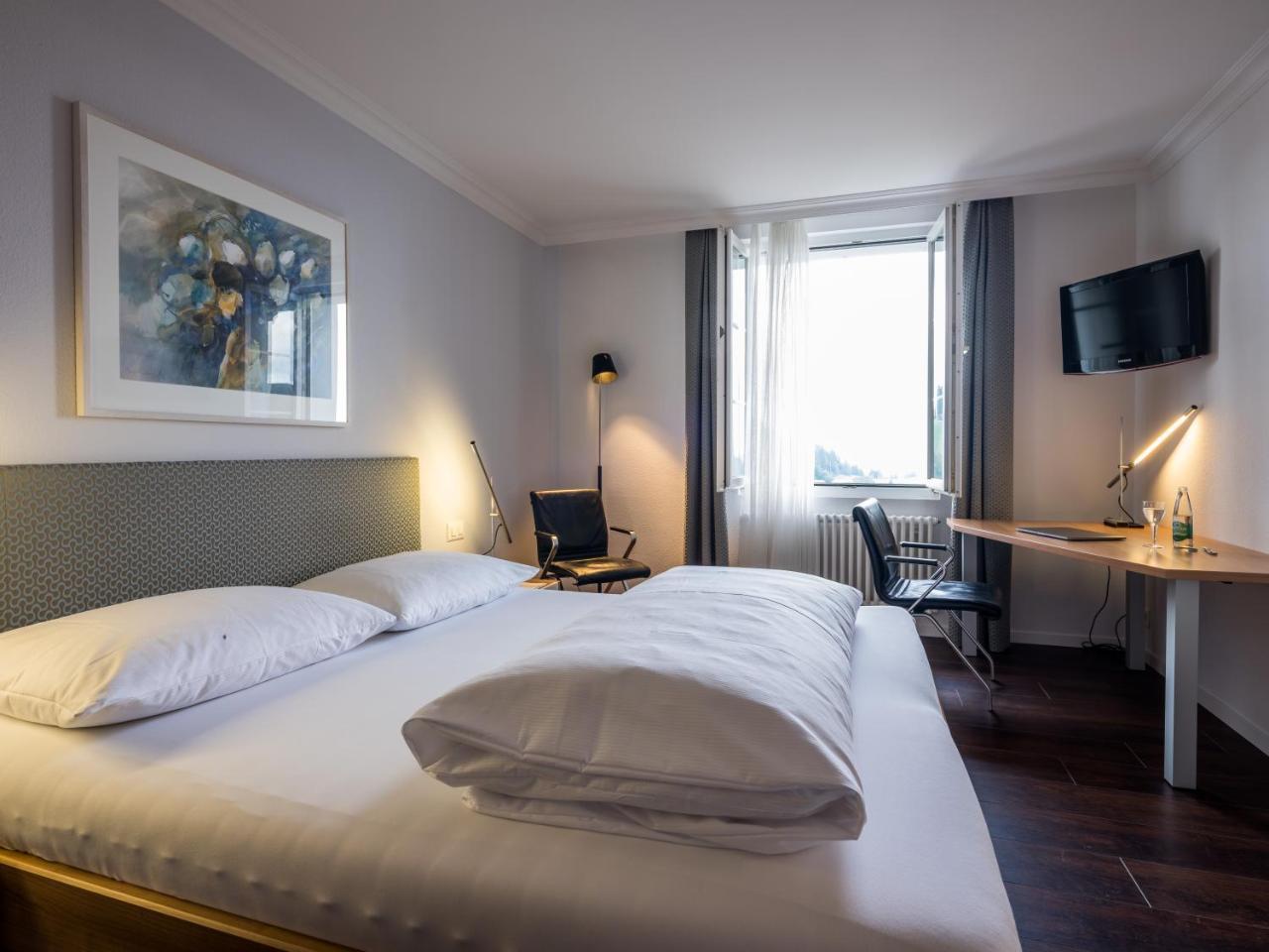 Landgasthof Hotel Menzberg Bagian luar foto